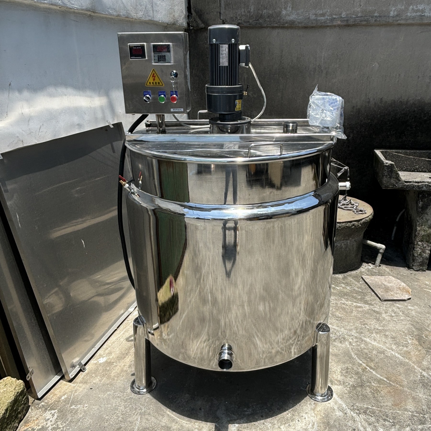Mixing Tank
